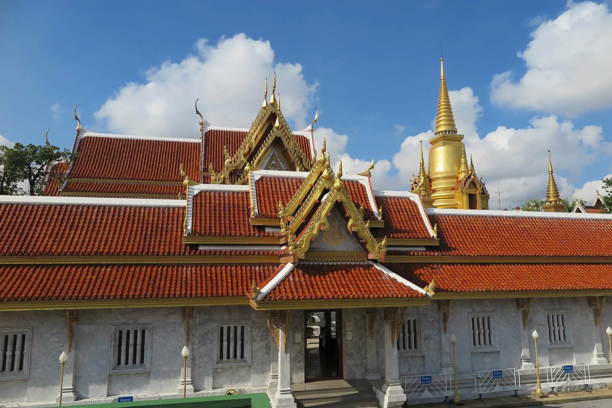 วัดตรีทศเทพ