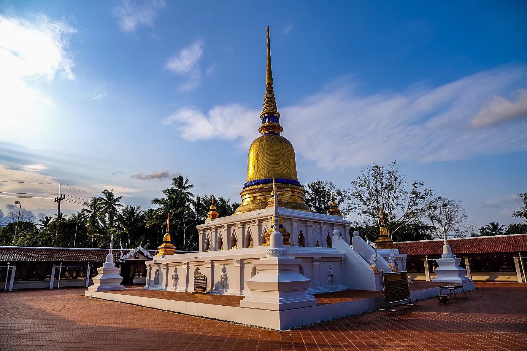 วัดพระบรมธาตุสวี